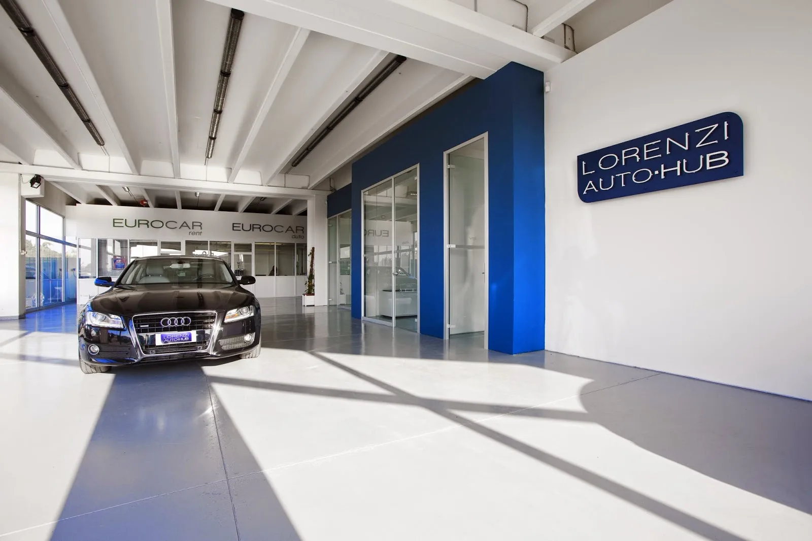 Compriamo la tua automobile in modo sicuro, rapido e professionale
