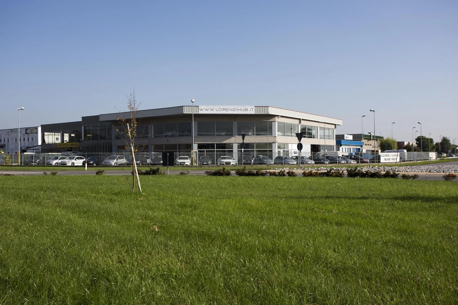 LORENZI AUTO HUB APERTO TUTTO AGOSTO!!!!