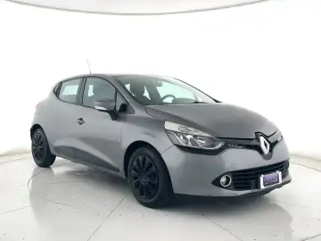 Clio 5p 1.2 Live 75cv C.15"+BLUETOOTH+NEOPATENTATI