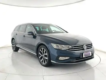 Passat Variant 2.0 tdi Elegance 150cv dsg CAMERA+ACC+C.17"